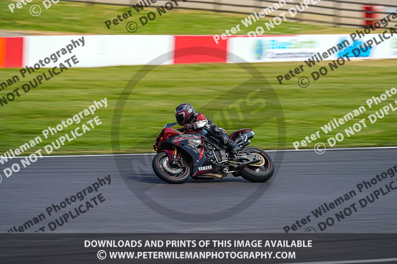 donington no limits trackday;donington park photographs;donington trackday photographs;no limits trackdays;peter wileman photography;trackday digital images;trackday photos